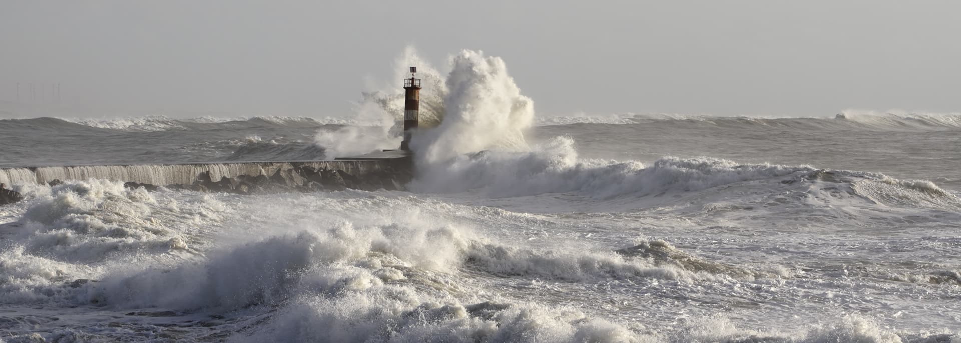 meer-mit-wellen